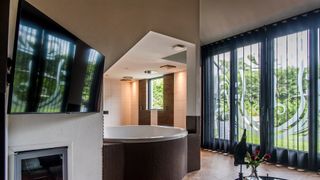 Luxexcellent Wellness Suite