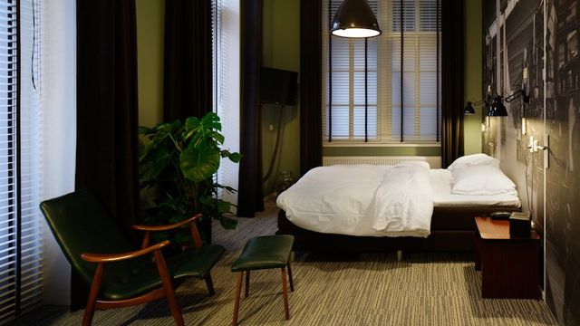 Business suite